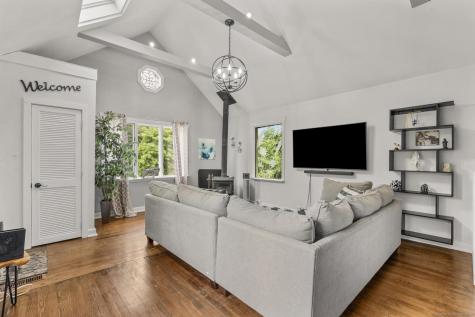 5 Lafayette Road New Fairfield CT 06812