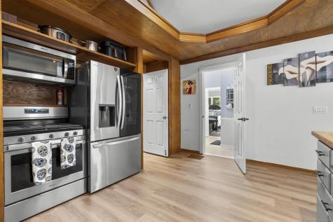 5 Lafayette Road New Fairfield CT 06812