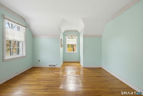 13 Glover Avenue Newtown CT 06470