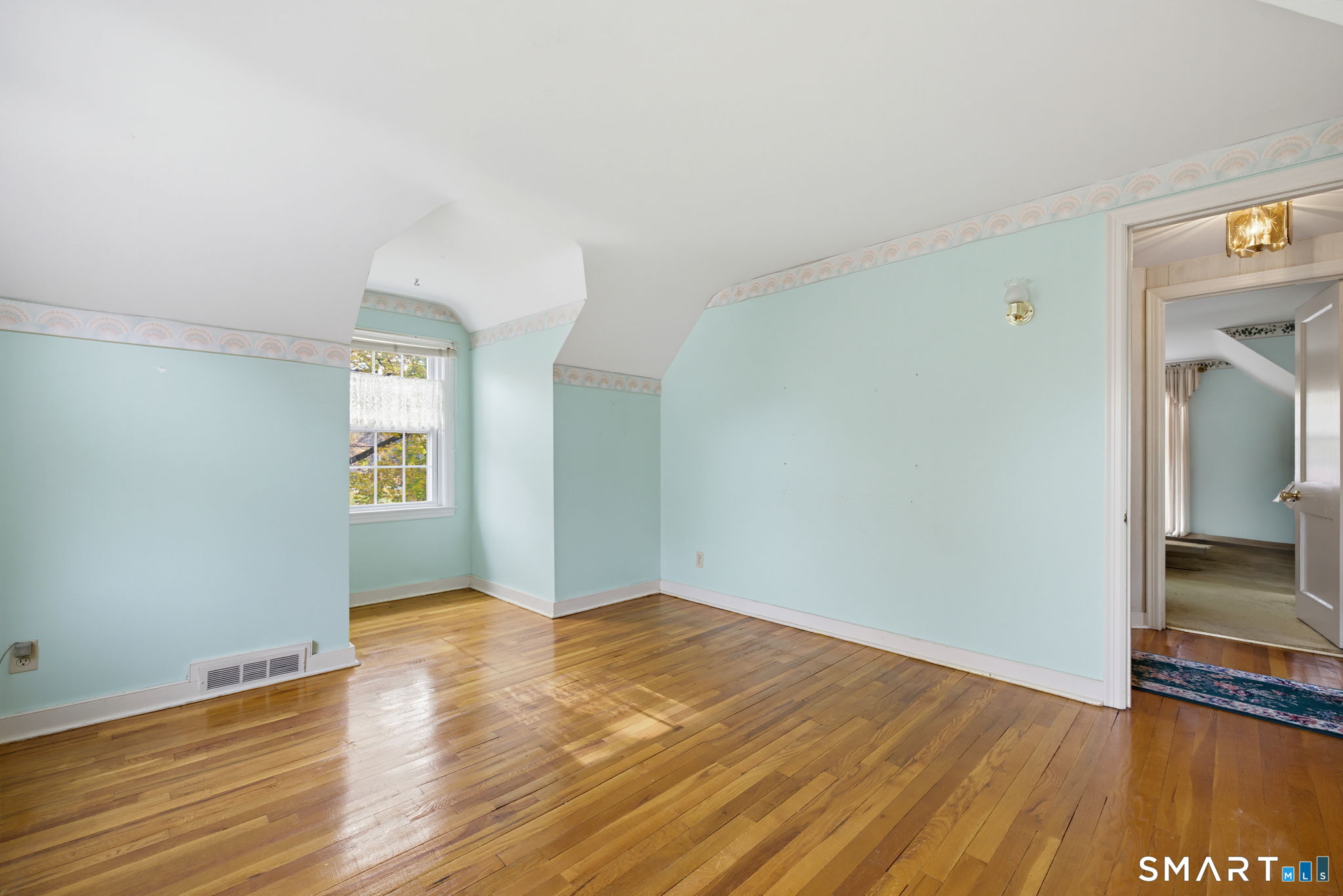 13 Glover Avenue Newtown CT 06470