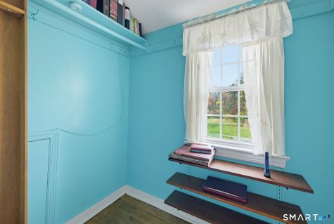 13 Glover Avenue Newtown CT 06470