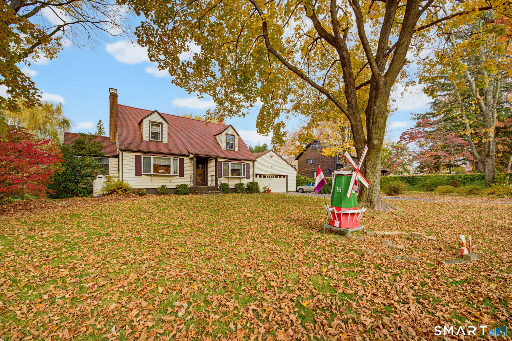 13 Glover Avenue Newtown CT 06470
