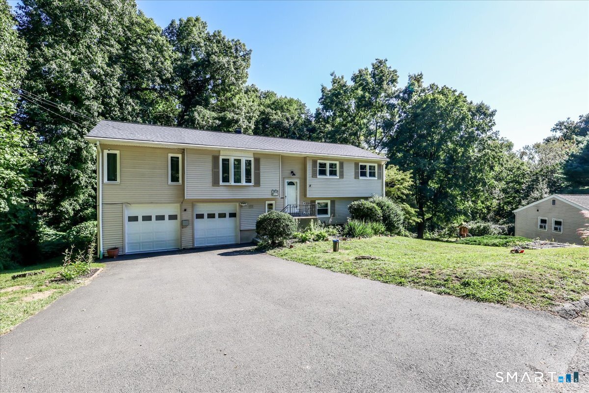 28 Deepwood Drive Bethel CT 06801