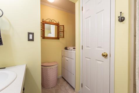 15 Sioux Road East Hartford CT 06118