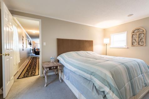 15 Sioux Road East Hartford CT 06118