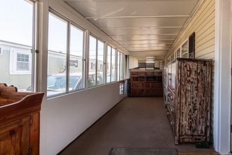 15 Sioux Road East Hartford CT 06118