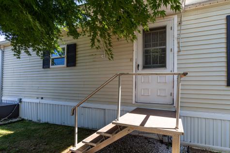 15 Sioux Road East Hartford CT 06118