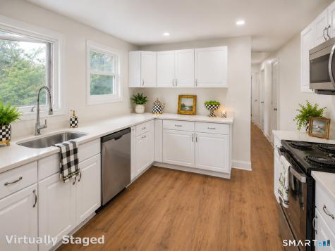 19 Castle View Drive Chester CT 06412