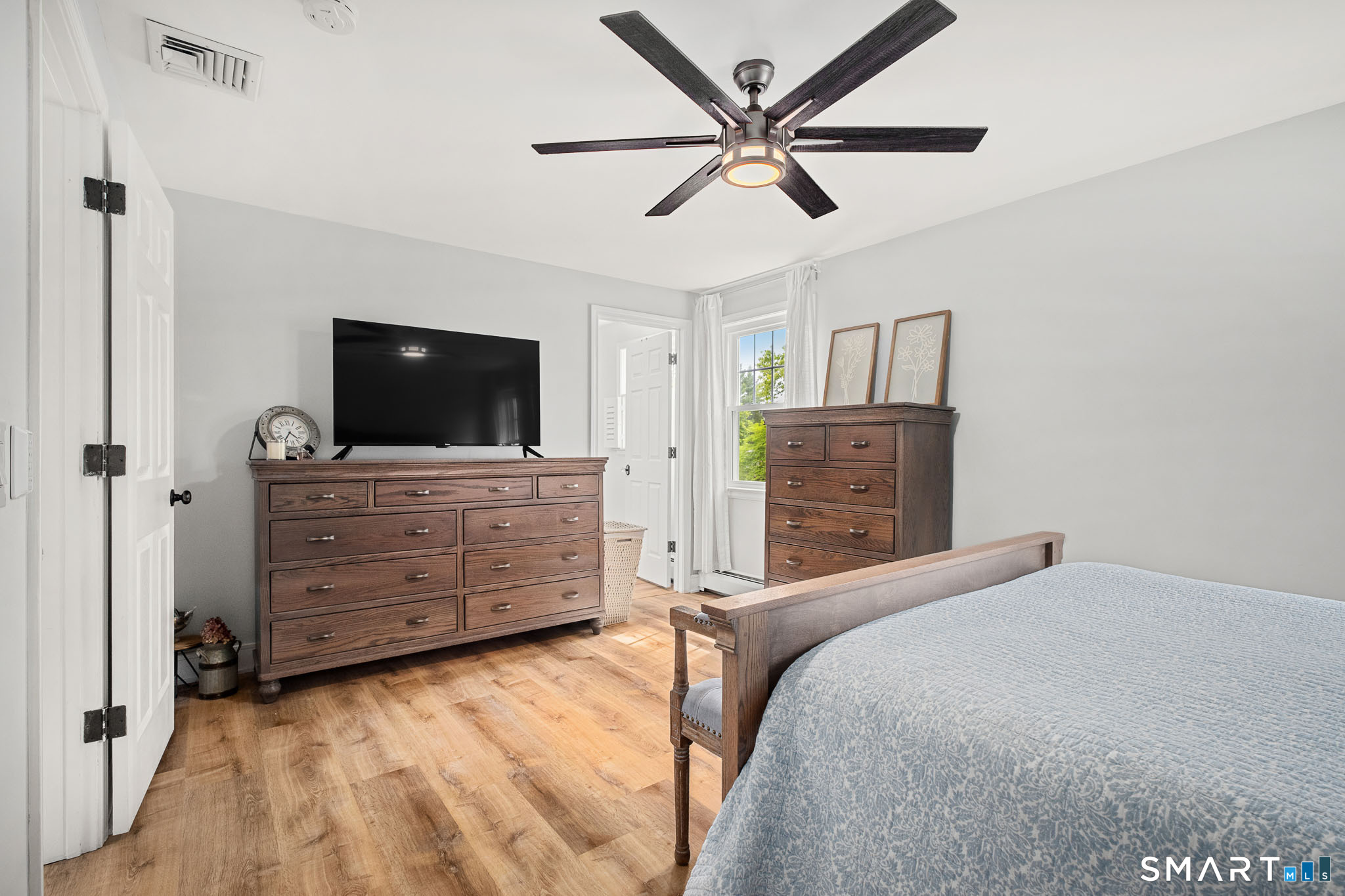 6 Boysen Drive Bloomfield CT 06002