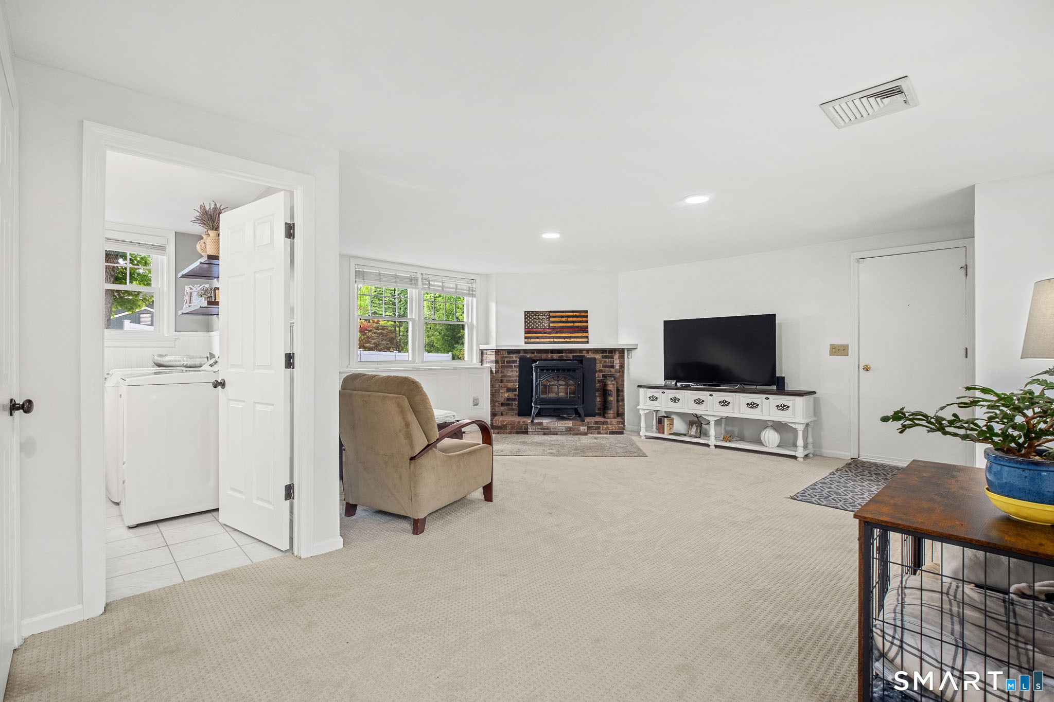 6 Boysen Drive Bloomfield CT 06002