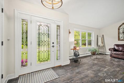 6 Boysen Drive Bloomfield CT 06002