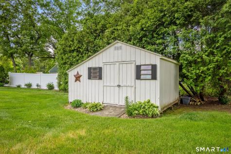 6 Boysen Drive Bloomfield CT 06002