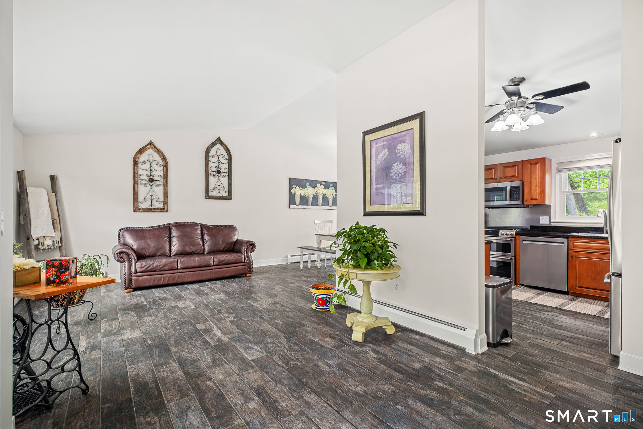 6 Boysen Drive Bloomfield CT 06002