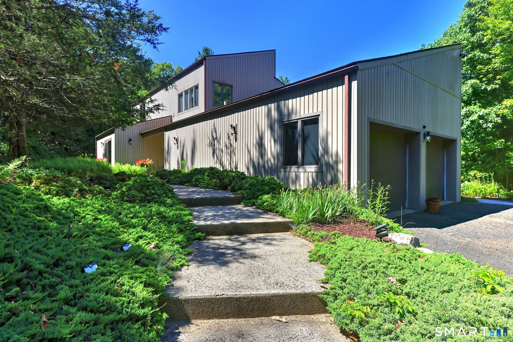151 Cheshire Road Bethany CT 06524