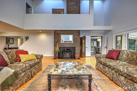 151 Cheshire Road Bethany CT 06524