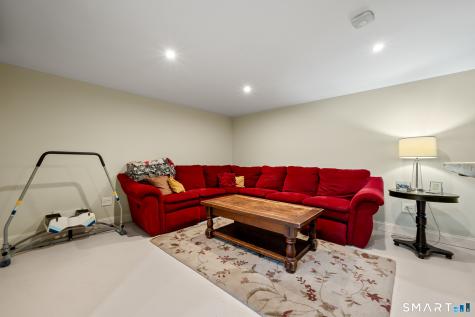 14 Meadow Crest Drive Woodbury CT 06798