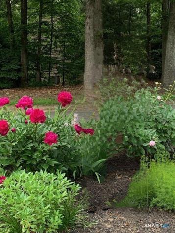 14 Meadow Crest Drive Woodbury CT 06798