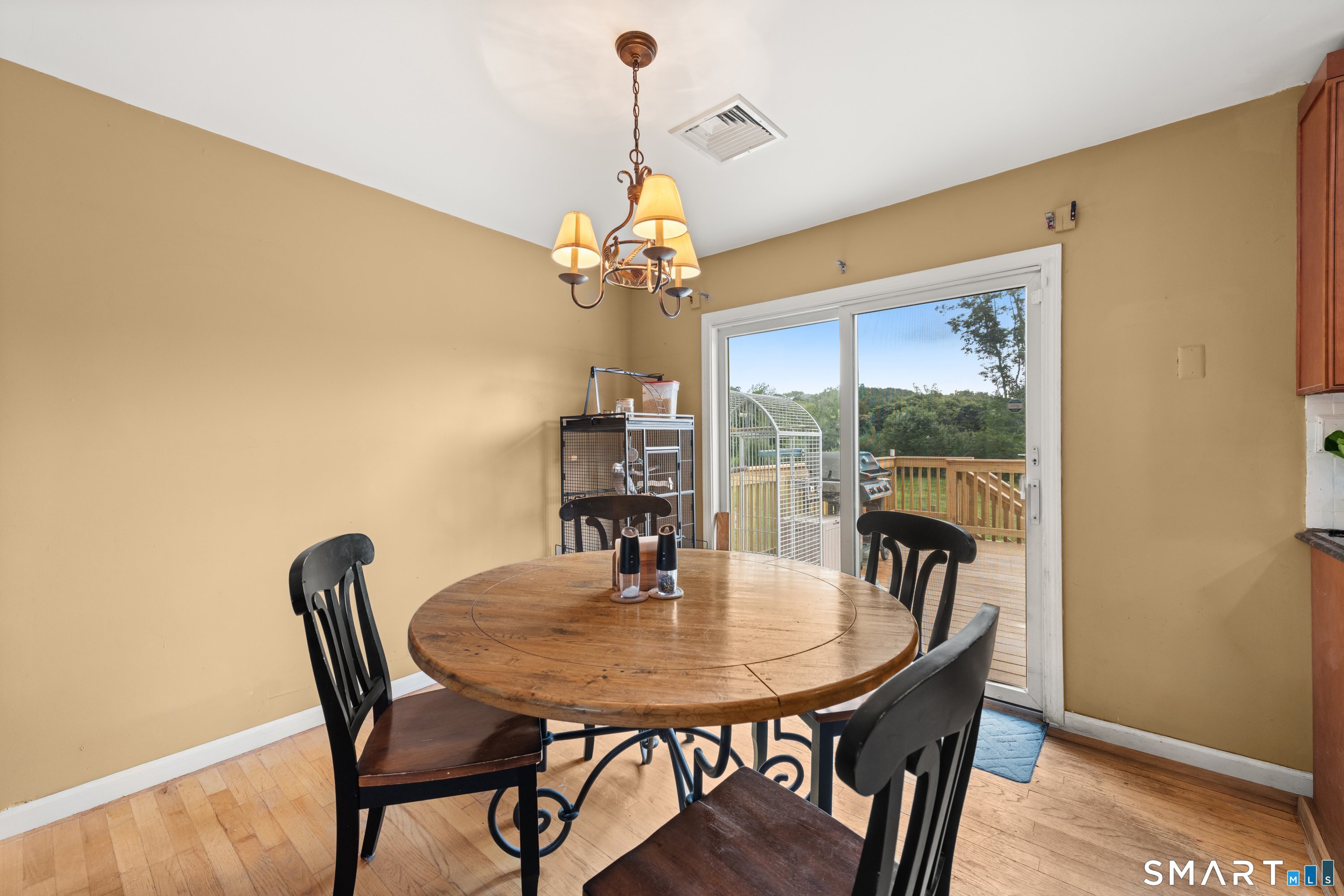 8 Meadow Drive Oxford CT 06478
