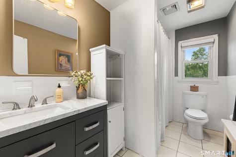 8 Meadow Drive Oxford CT 06478