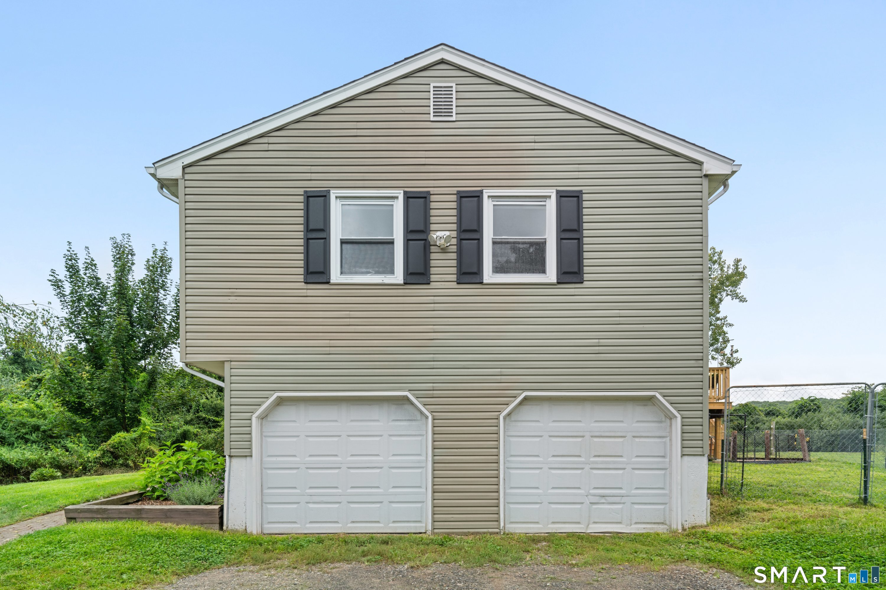 8 Meadow Drive Oxford CT 06478