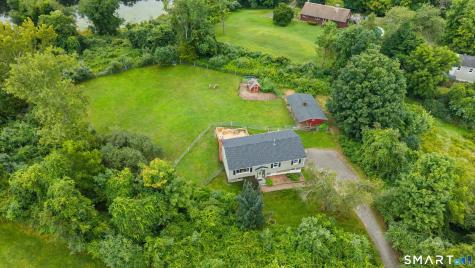 8 Meadow Drive Oxford CT 06478