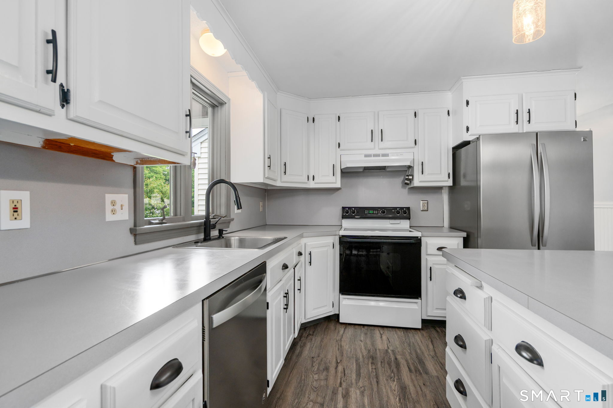 36 Vincent Circle South Windsor CT 06074