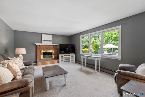 36 Vincent Circle South Windsor CT 06074