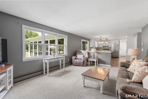 36 Vincent Circle South Windsor CT 06074