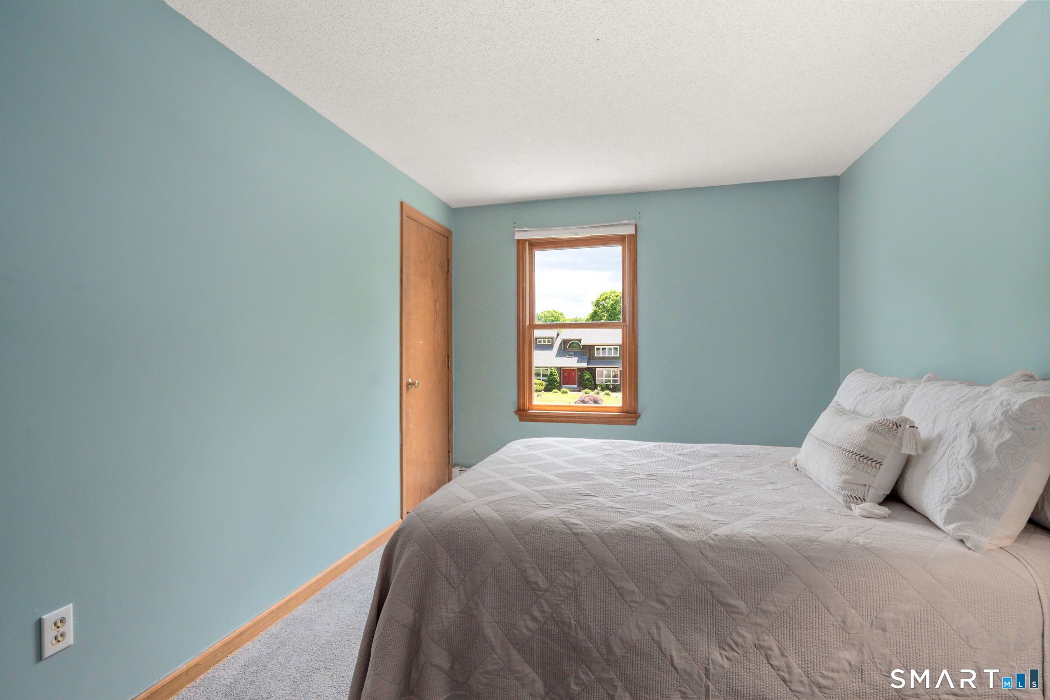 36 Vincent Circle South Windsor CT 06074