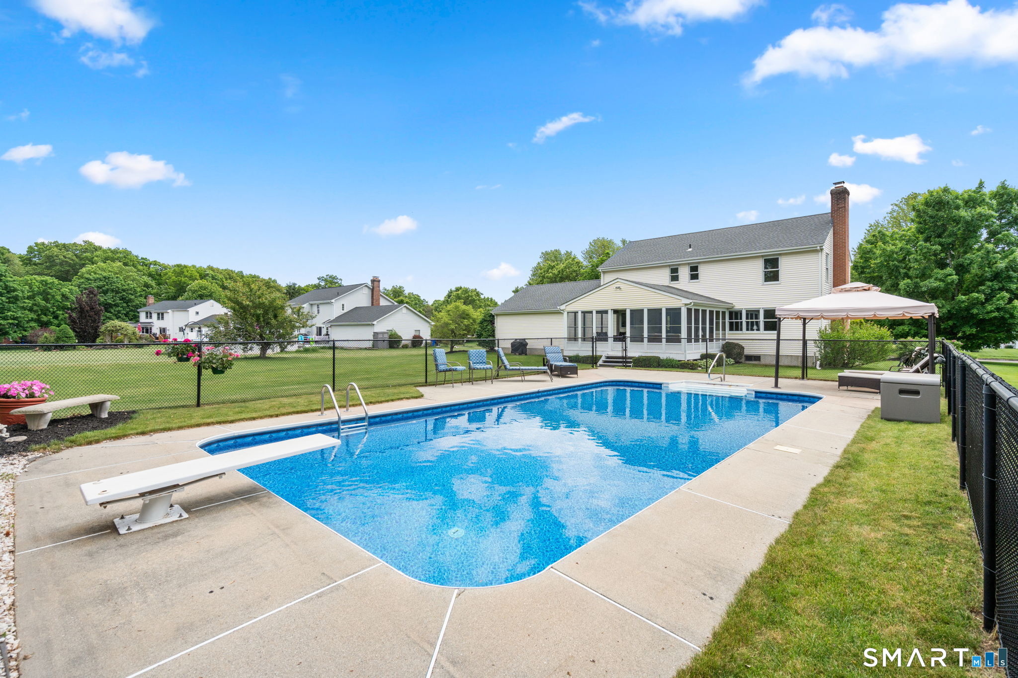 36 Vincent Circle South Windsor CT 06074