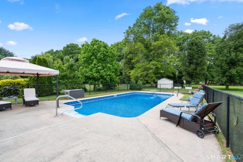 36 Vincent Circle South Windsor CT 06074