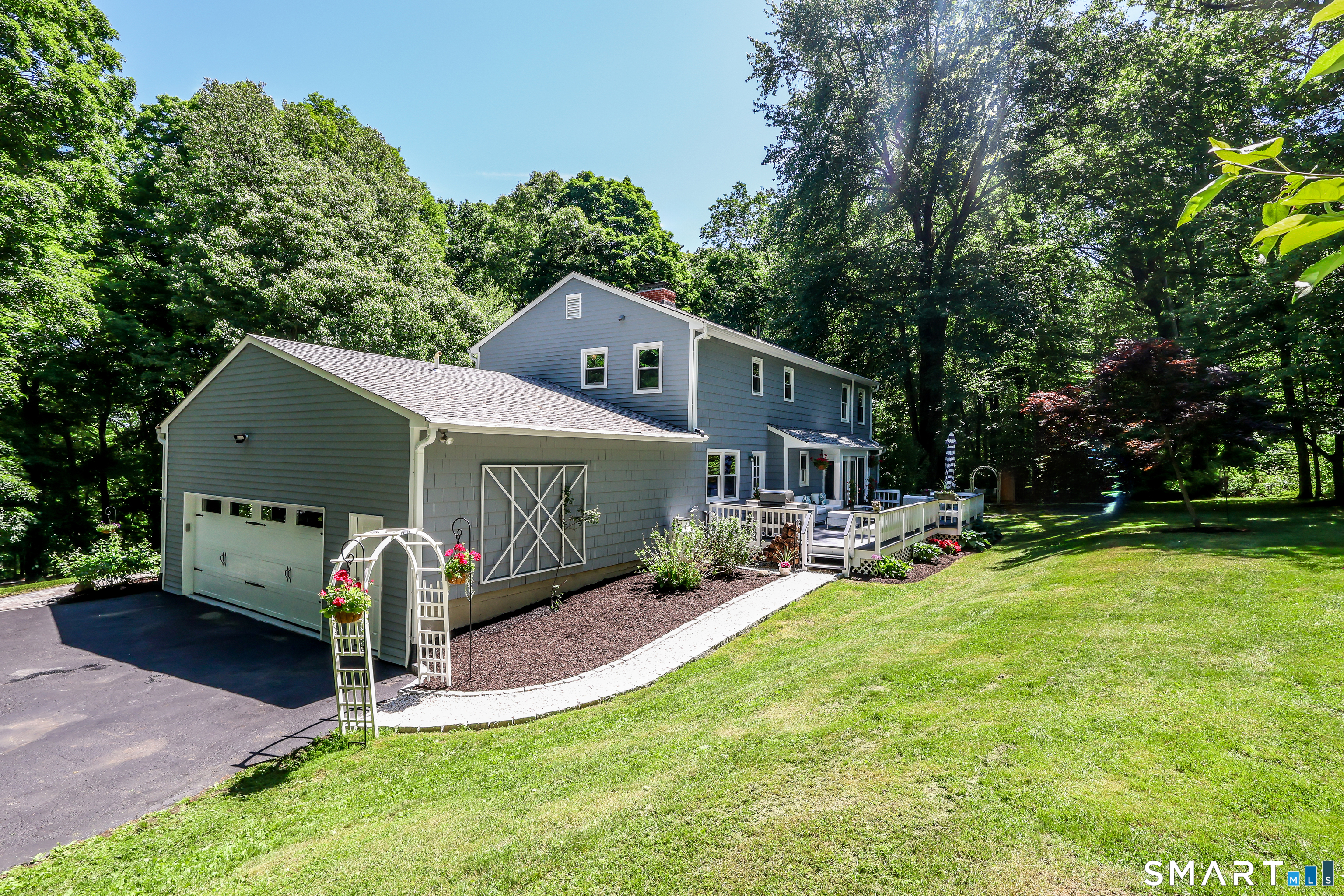 23 Old Green Road Newtown CT 06482