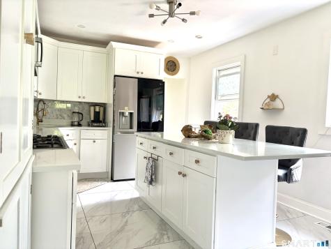 127 Jennings Road Fairfield CT 06825