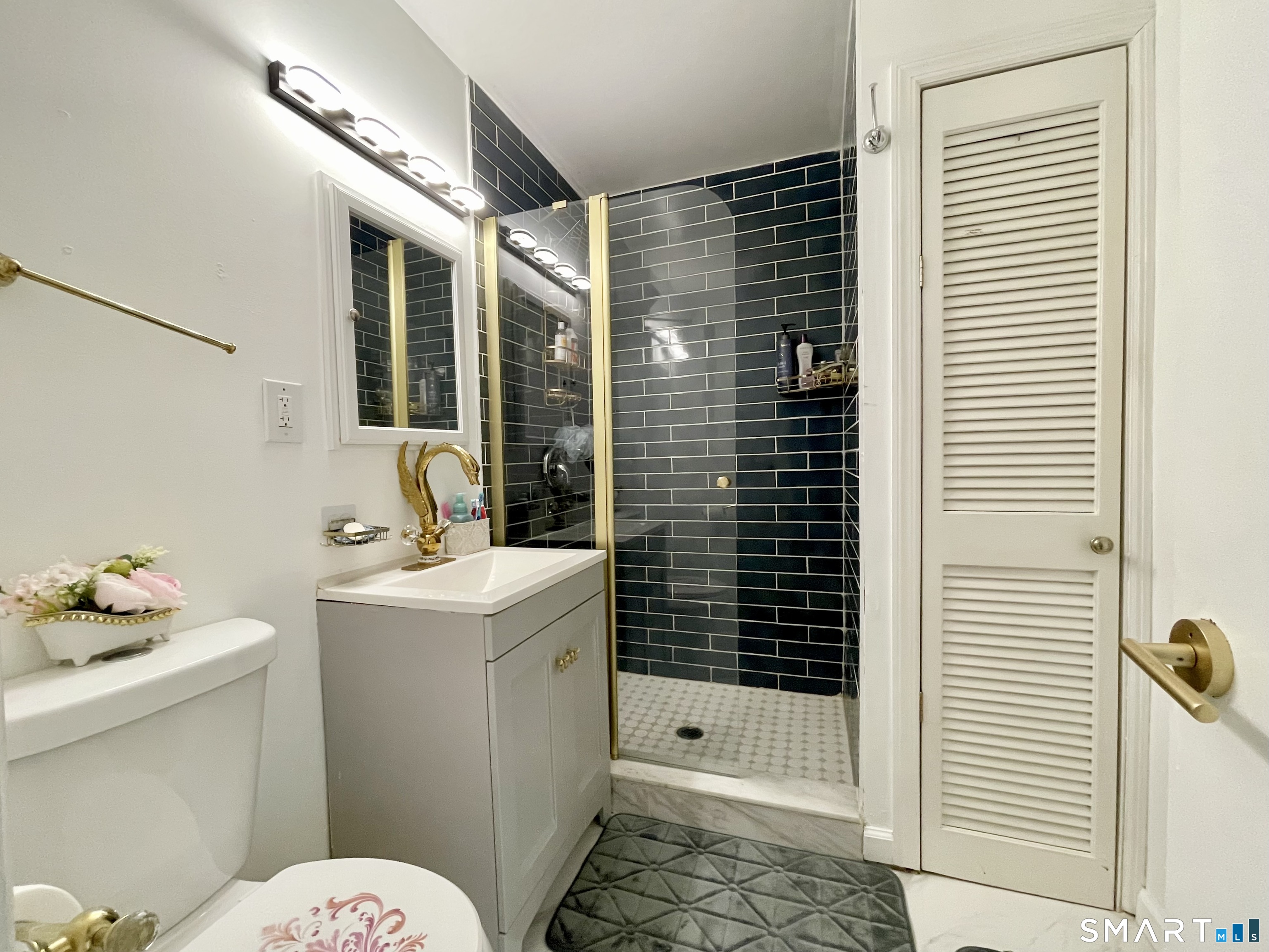127 Jennings Road Fairfield CT 06825