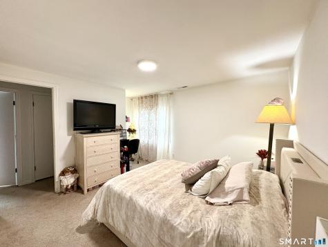 127 Jennings Road Fairfield CT 06825