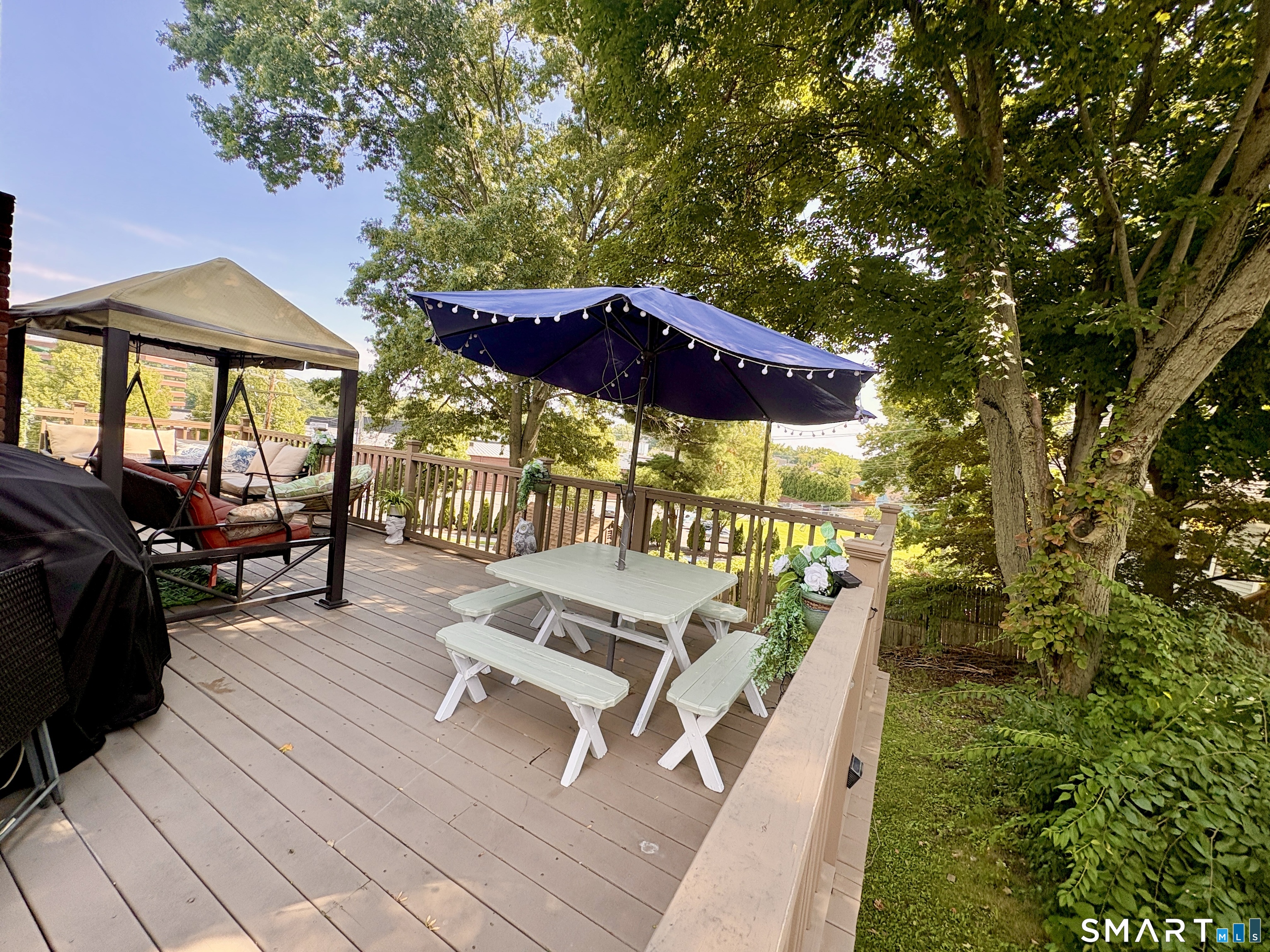 127 Jennings Road Fairfield CT 06825