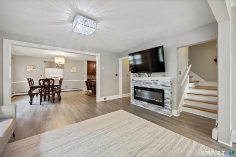 106 Country Club Road Middlebury CT 06762