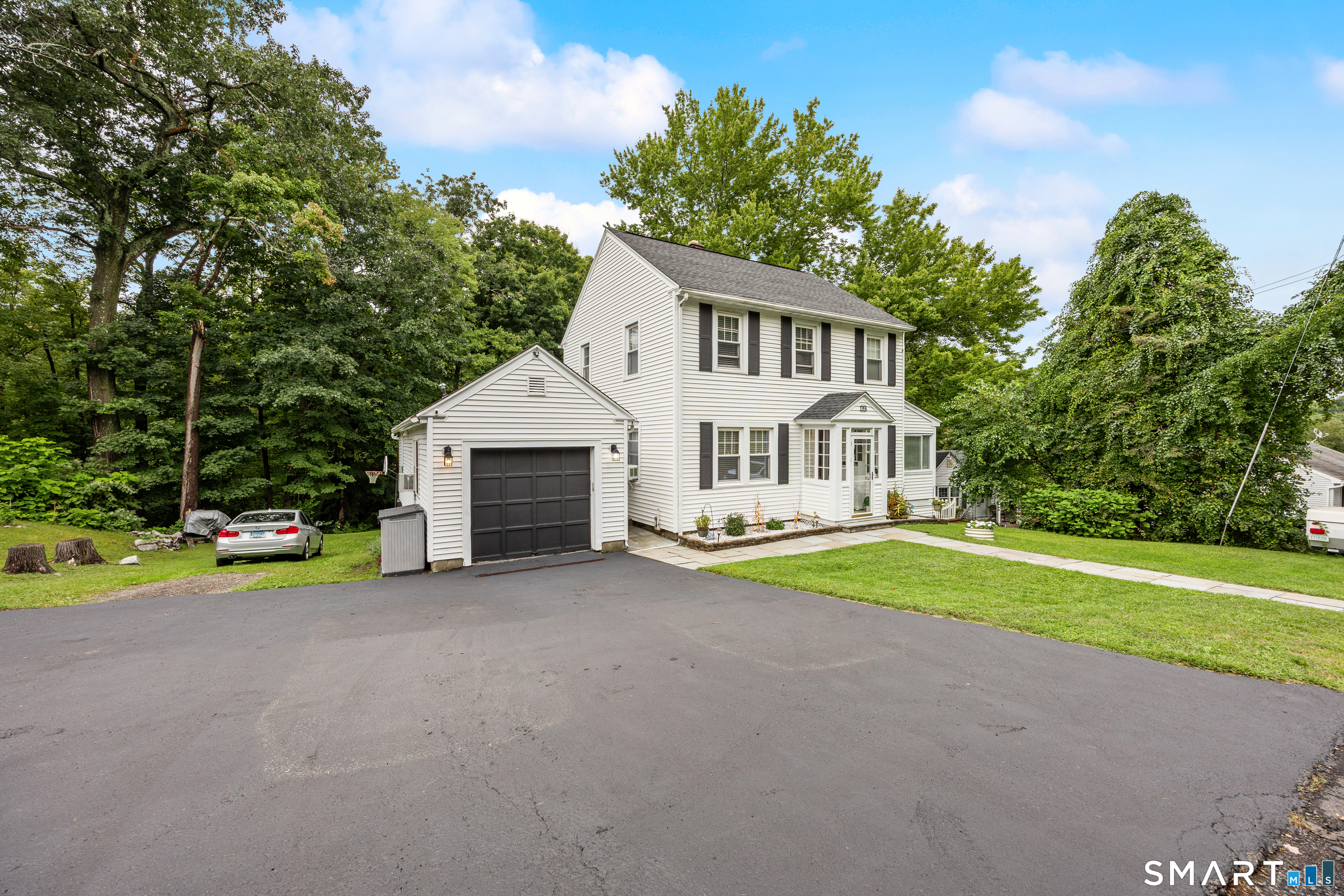 106 Country Club Road Middlebury CT 06762
