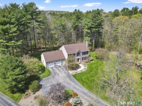 22 Shepards Landing Woodstock CT 06281