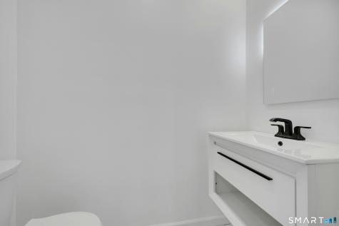 198 Castle Avenue Fairfield CT 06825