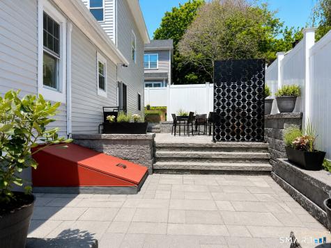 198 Castle Avenue Fairfield CT 06825