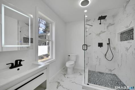 198 Castle Avenue Fairfield CT 06825