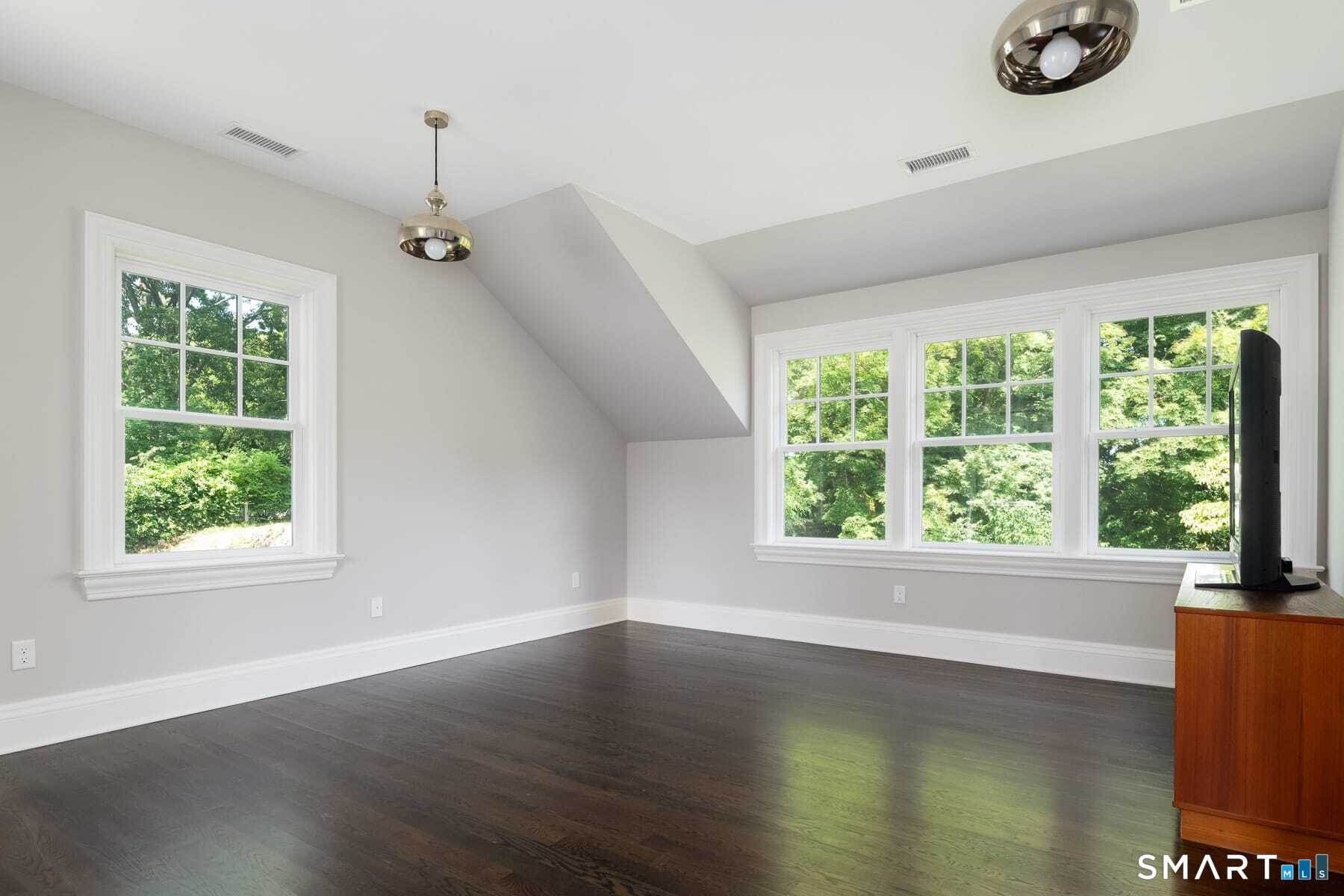 16 Annjim Drive Greenwich CT 06830