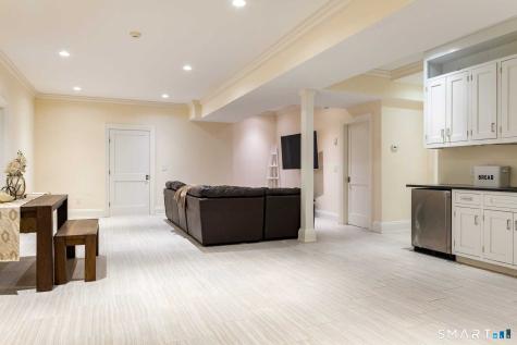 16 Annjim Drive Greenwich CT 06830