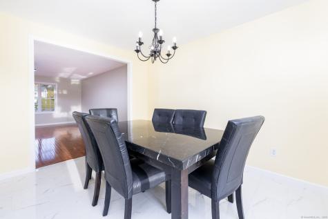20 Nessa Way Rocky Hill CT 06067