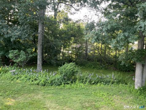 37 Fleetwood Drive Waterbury CT 06706