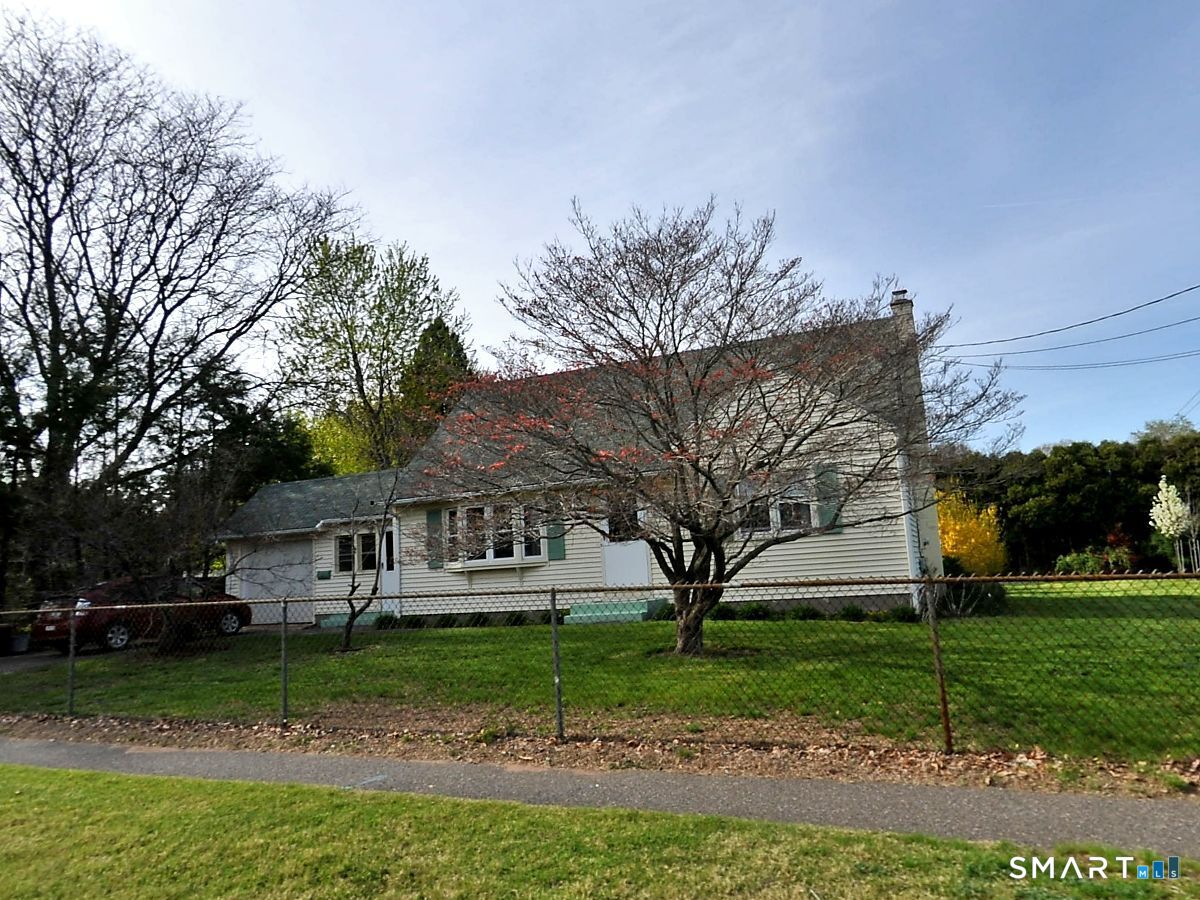 2 Post Road Enfield CT 06082