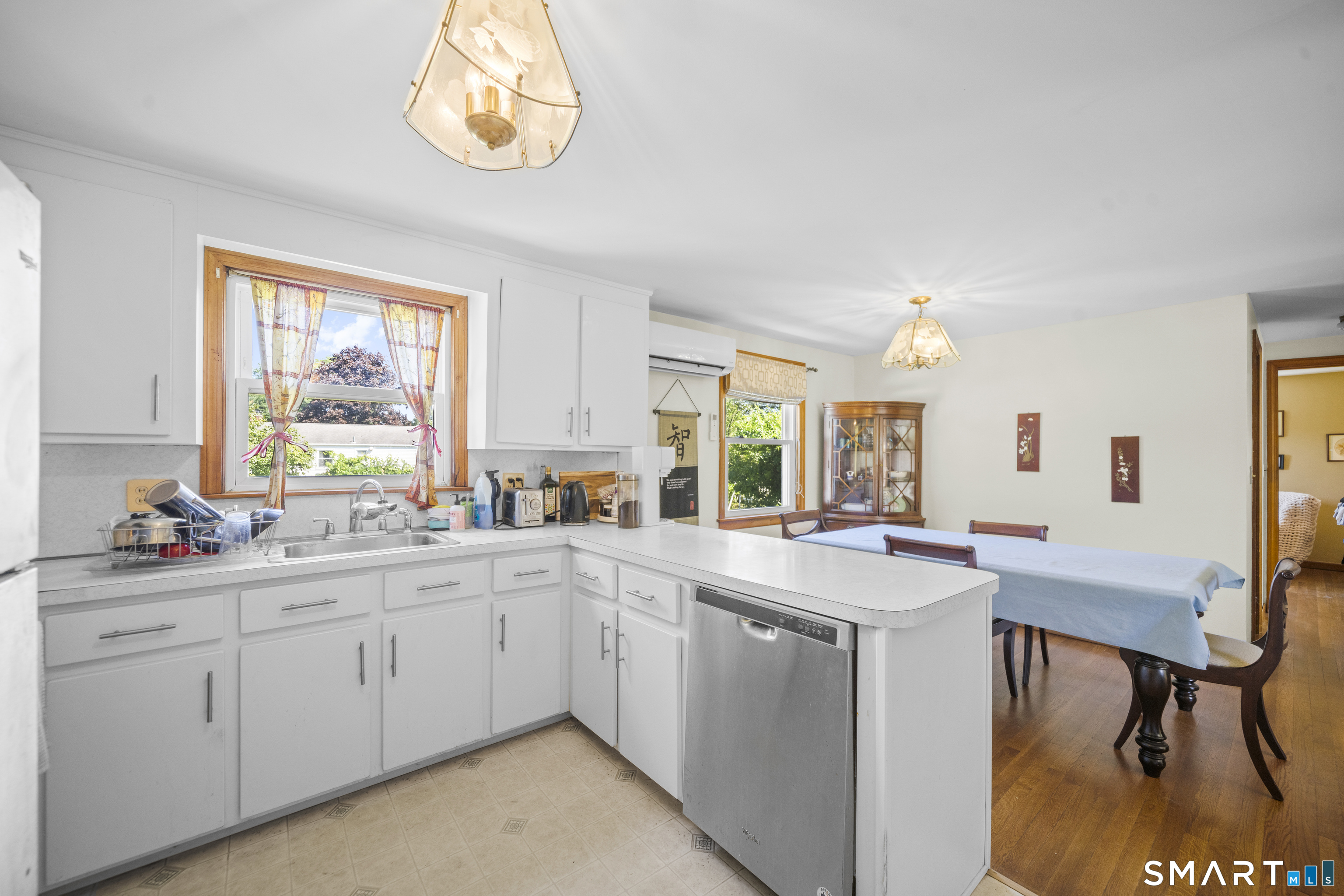 2 Post Road Enfield CT 06082