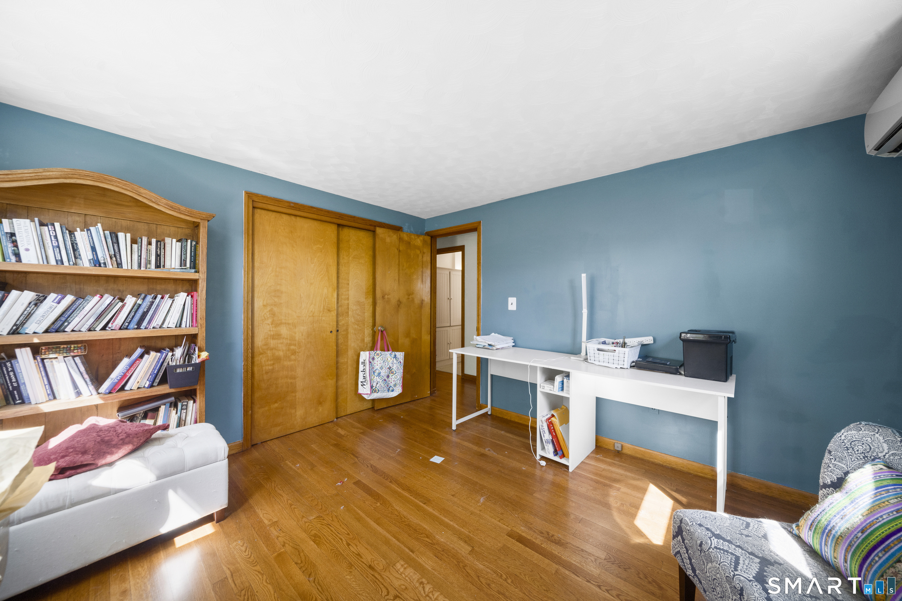 2 Post Road Enfield CT 06082
