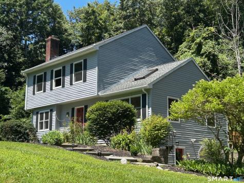 8 Brookview Lane New Milford CT 06776